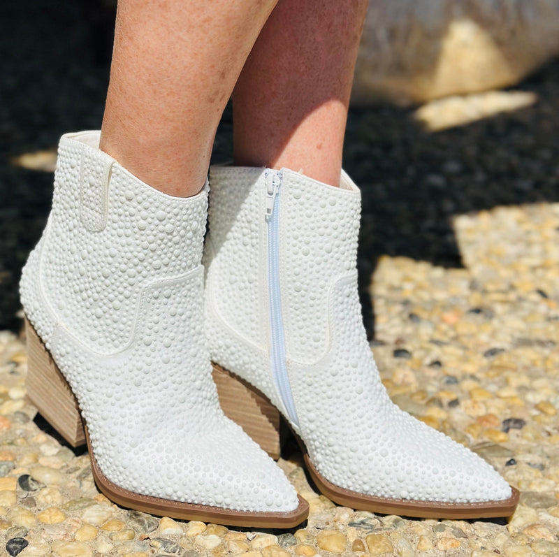 Very G Kady Pearl Bootie - White