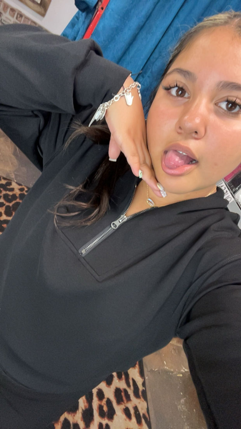 Blackout Crop