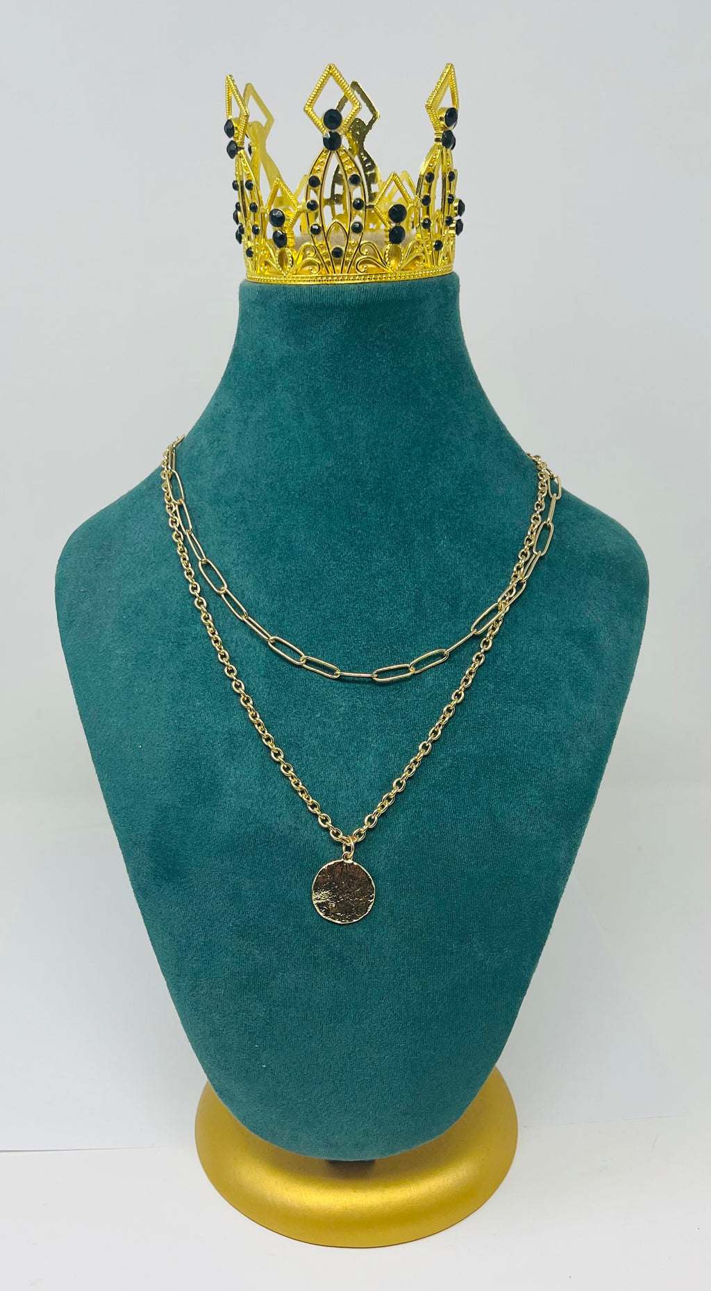 Gold Layering w/ Hammered Circle Necklace