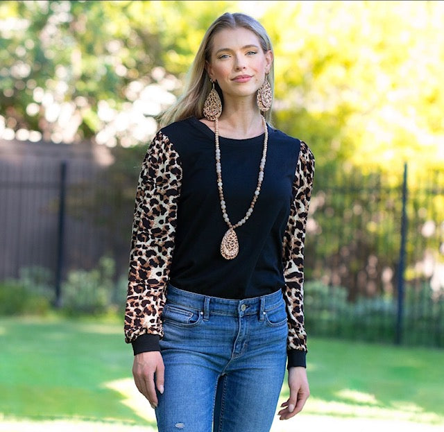 Leopard Puffed Top